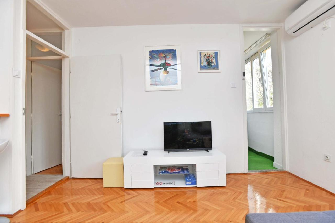 Demass Apartment - Cozy, Free Parking And Wifi Dubrovnik Luaran gambar