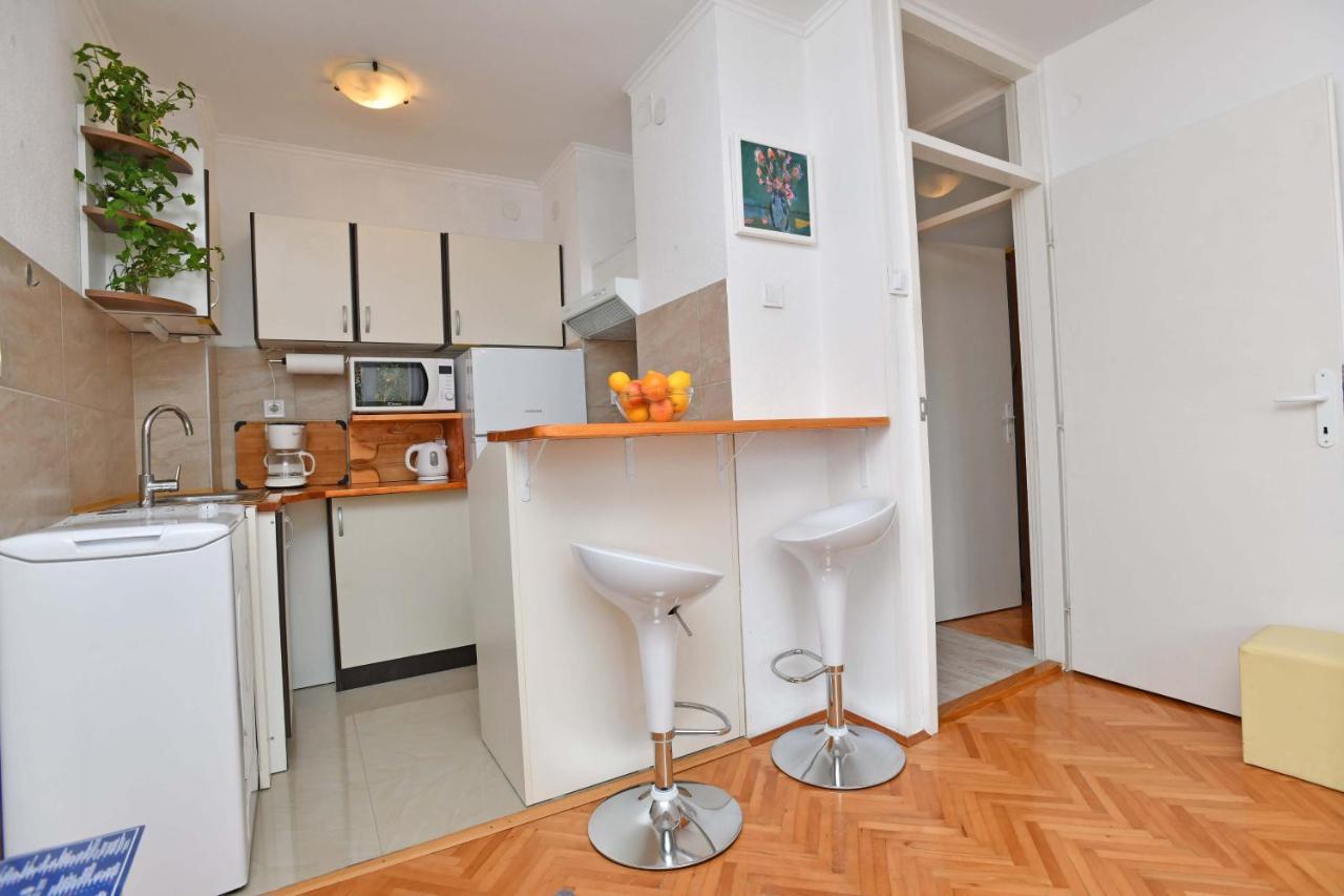 Demass Apartment - Cozy, Free Parking And Wifi Dubrovnik Luaran gambar